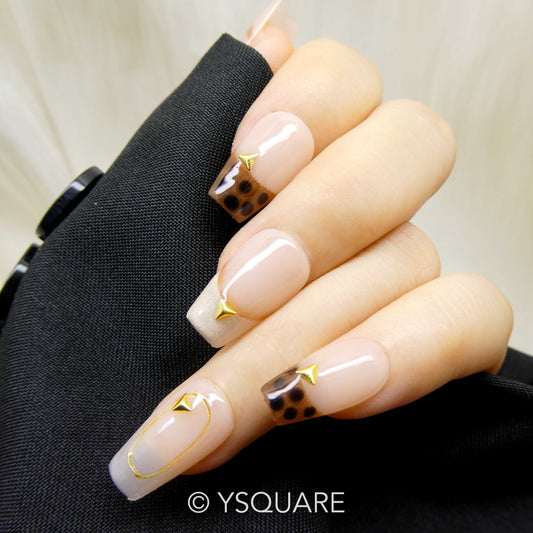 < Cloutée > Y.Square Faux Ongles Fait Main Réutilisables / Handmade Press On Nails 