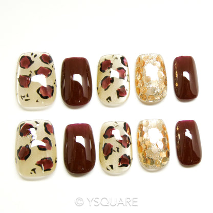 < Léopard Chocolat >