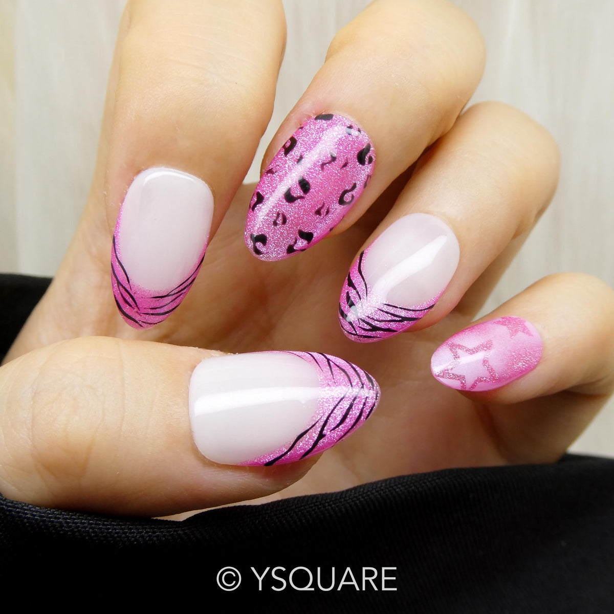 < Pink léopard >