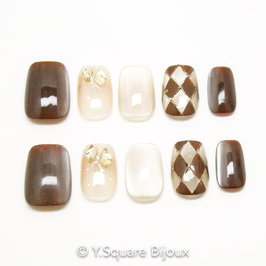 < Amber Latte > Y.Square Presson Faux Ongles Fait Main Réutilisables
