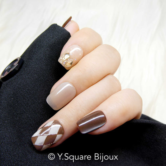 < Amber Latte > Y.Square Presson Faux Ongles Fait Main Réutilisables