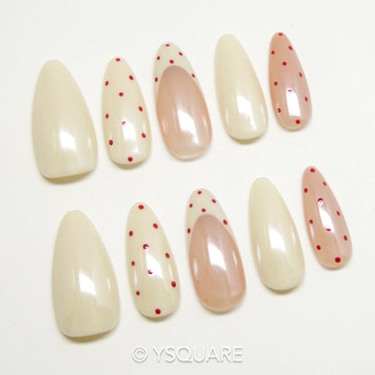 < Cream Cherry >
