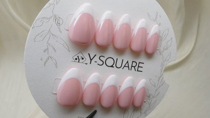< Almond French  > Y.Square Faux Ongles Fait Main Réutilisables