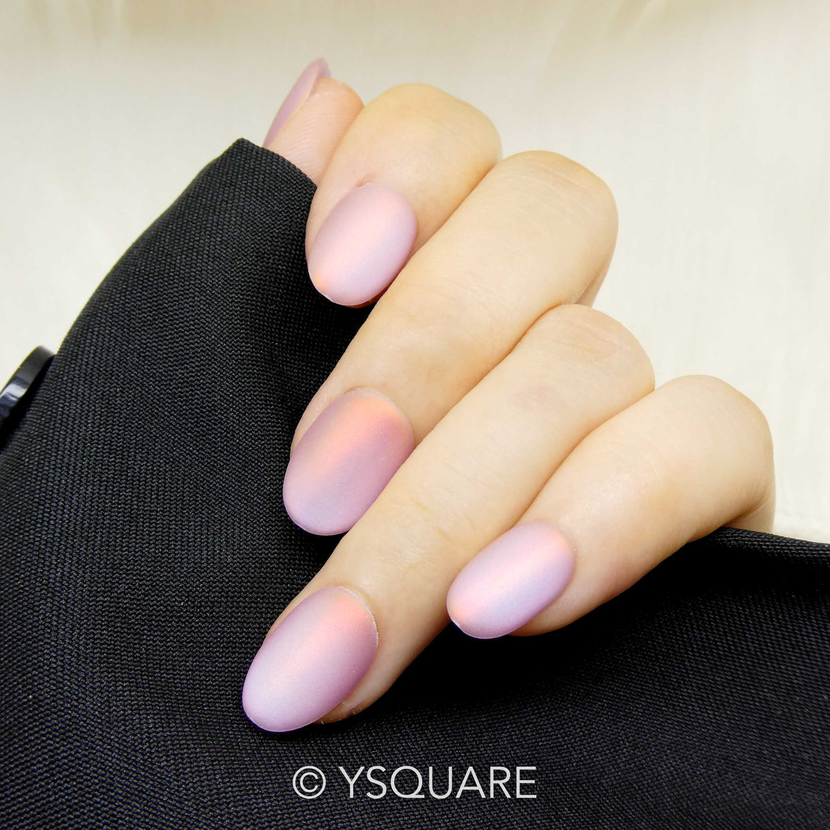 < Velours >